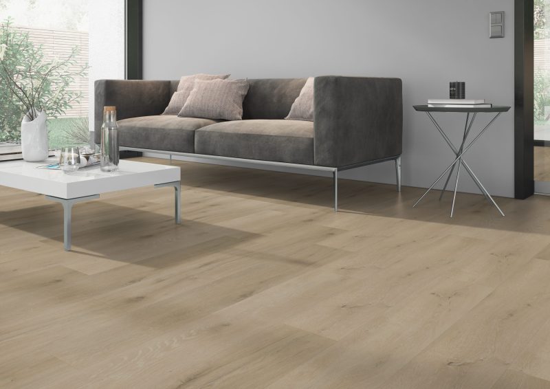 Prestige Oak Light Natural